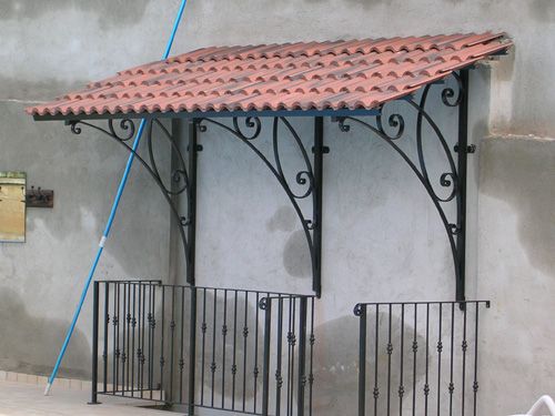 Tettoia TEGOSTYL Copri ingresso per protezione porte finestre
