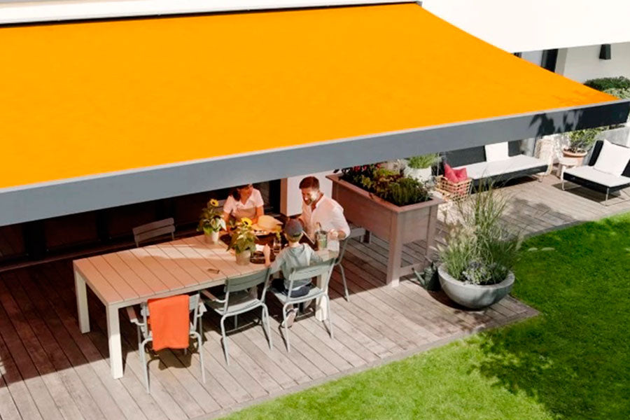 Busca Cuneo Awnings | Awnings with Drop-Down Arms in the Province of Cuneo