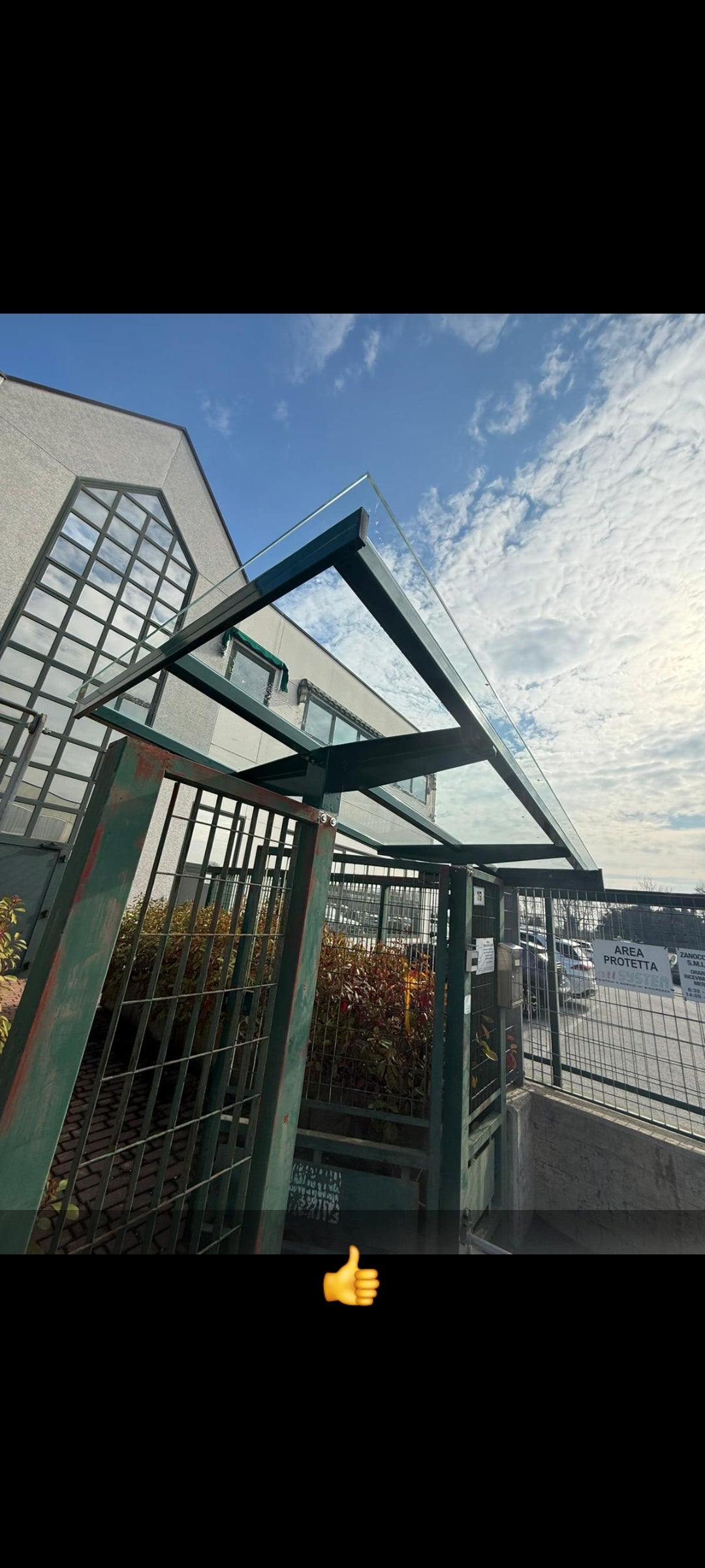 Sostituzione Lastre per Tettoie Danneggiate – Policarbonato, Plexiglass, Lamiere