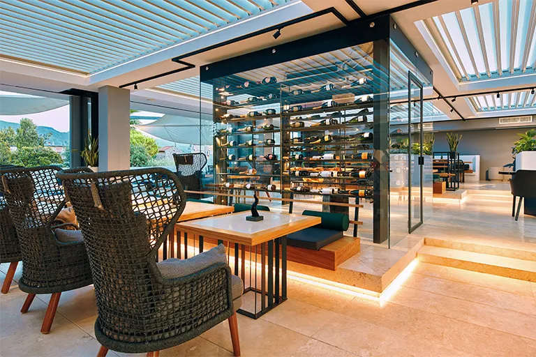 Pergole Bioclimatiche Langhe Roero | Coperture Design Cantine Ville Alba